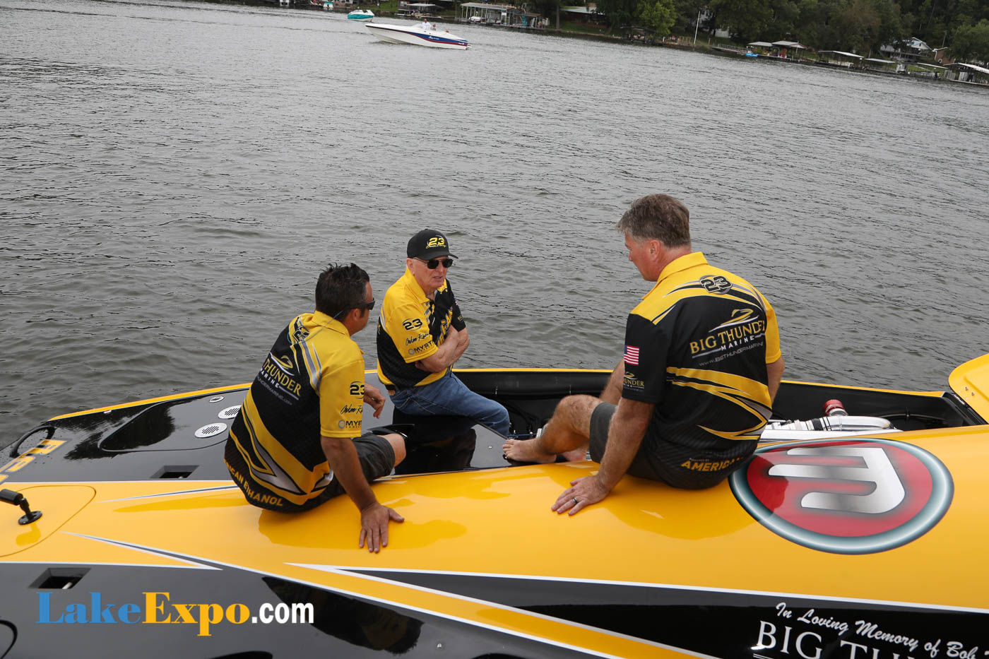 Shootout Boats In The Pits-83_Onken Cosker and Battiato at American Ethanol.jpg